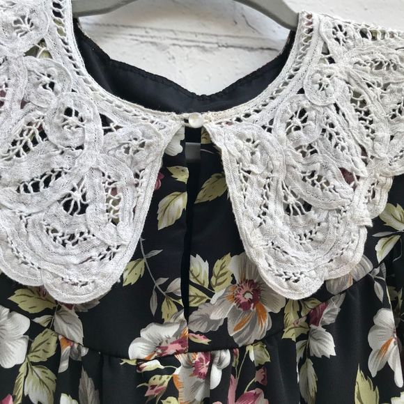 Vintage 1990's Black Floral Maxi Dress Lace Collar - Picture 8 of 8